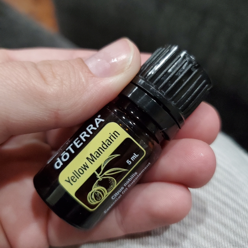 Doterra yellow mandarin